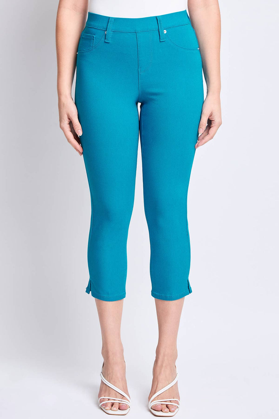 Hyperstretch Pull On Capri: Blue Diamond