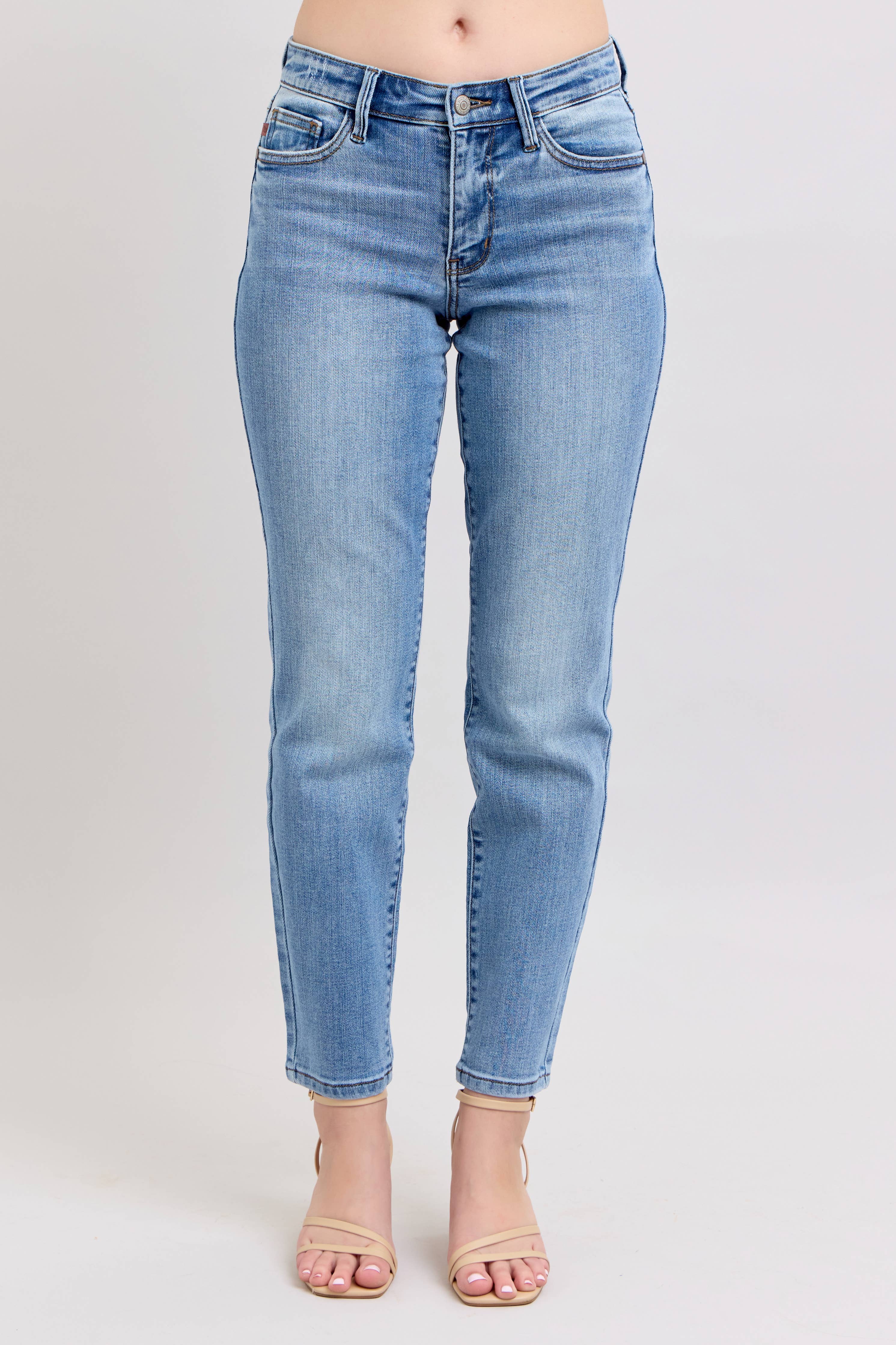 Cellphone Pocket Vintage Wash Slim Fit