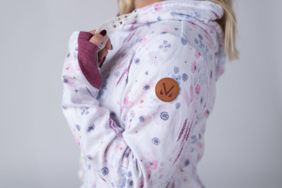 WAREHOUSE Hailey Pullover Hoodie - Wildflower Gardens