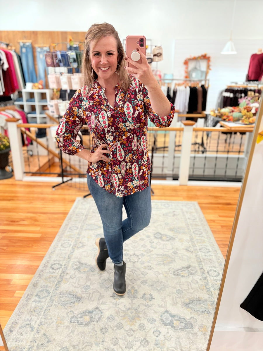 Lizzy 3/4 Sleeve Top- Burgundy Floral