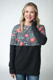 WAREHOUSE ONLY Natalie Pullover - Poinsettia Nights