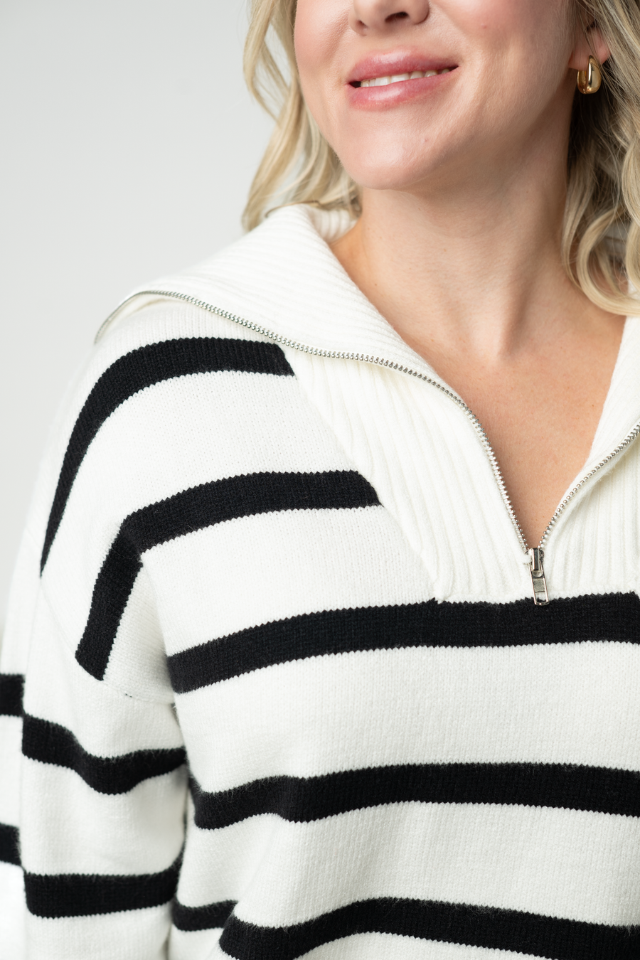 WAREHOUSE ONLY Quarter Zip Striped Pullover - Black and White