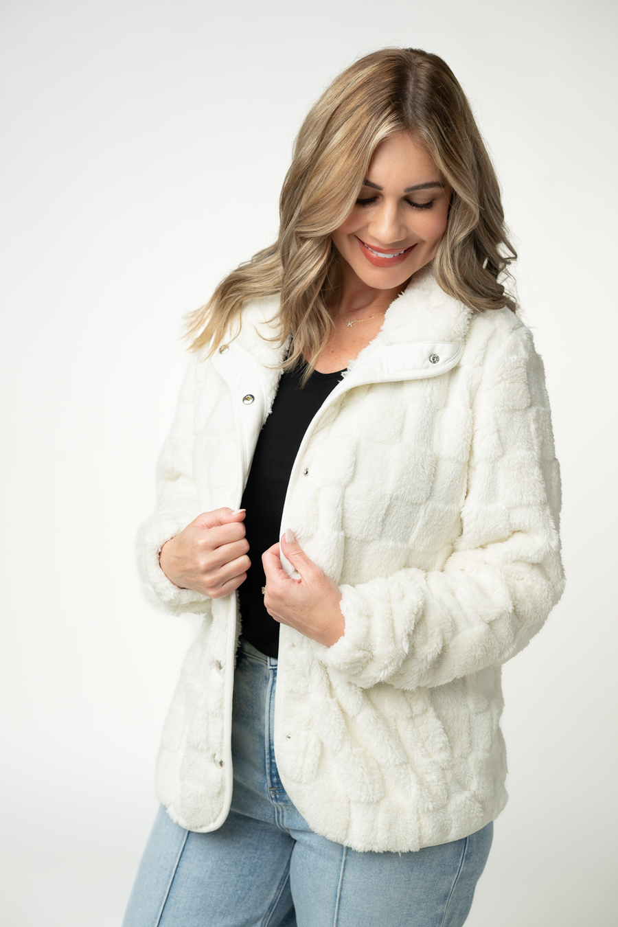 WAREHOUSE ONLY Checkered Snap Sherpa - Ivory