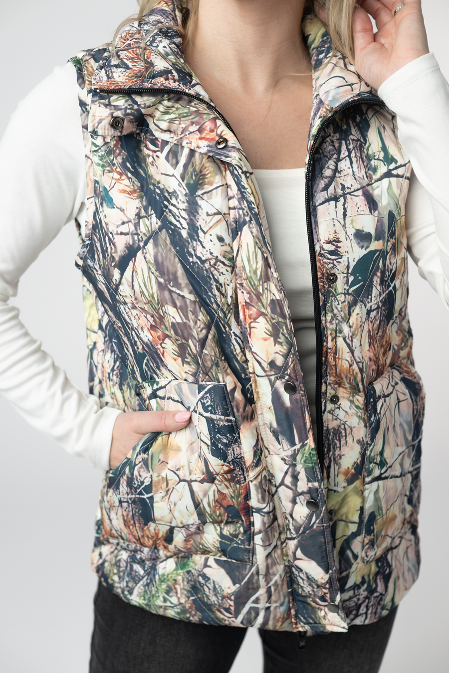 WAREHOUSE ONLY Remy Zip Up Vest - Dark Camo
