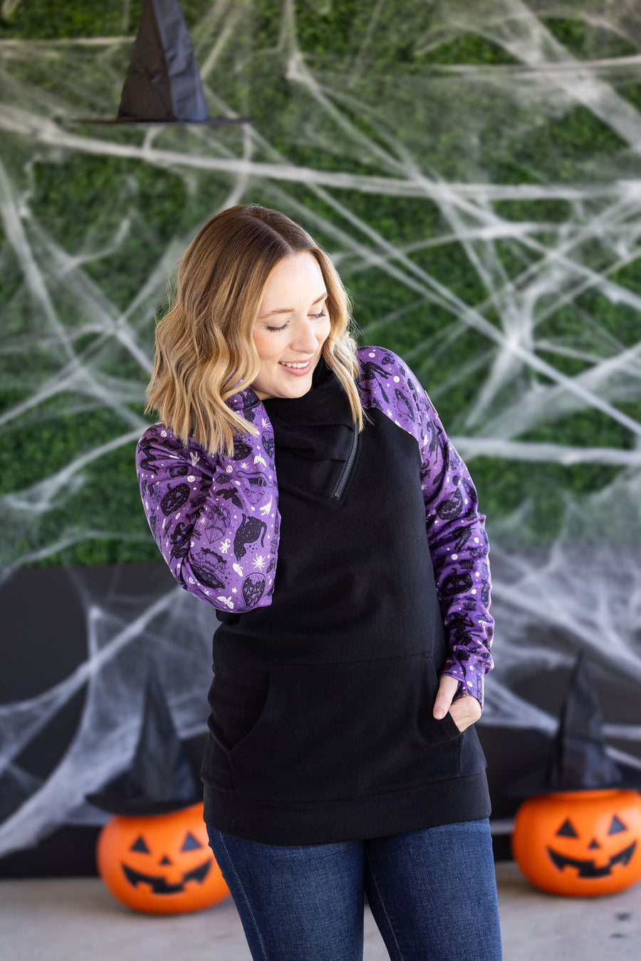 WAREHOUSE Zoey ZipCowl Sweatshirt - I Put A Spell On You and Black
