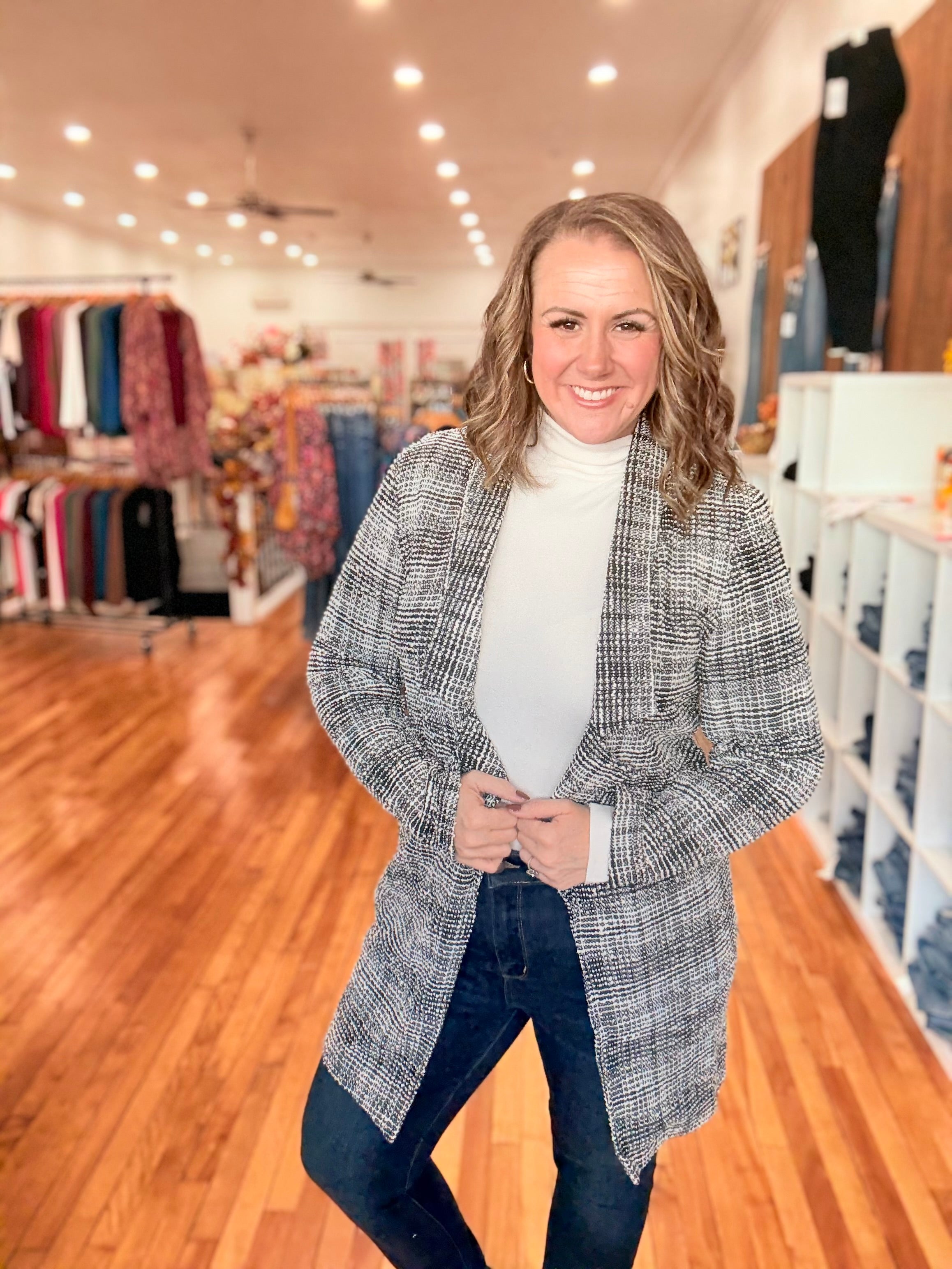 Open Front Midi Blazer- Black & Ivory