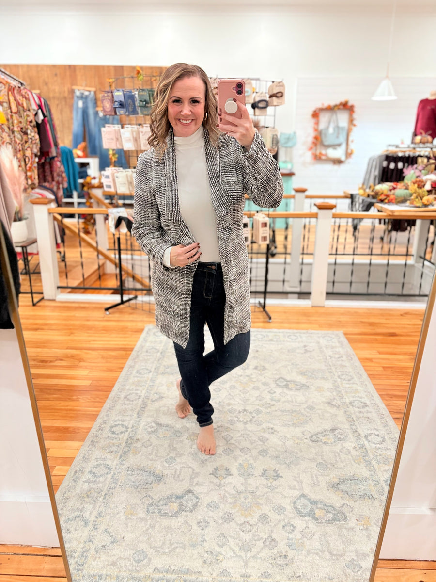 Open Front Midi Blazer- Black & Ivory