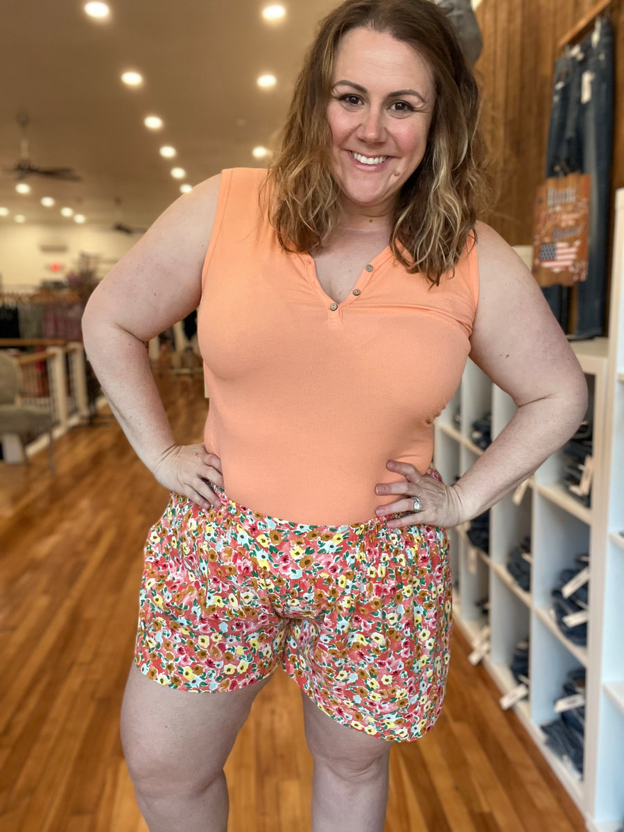 Floral Shorts- Coral