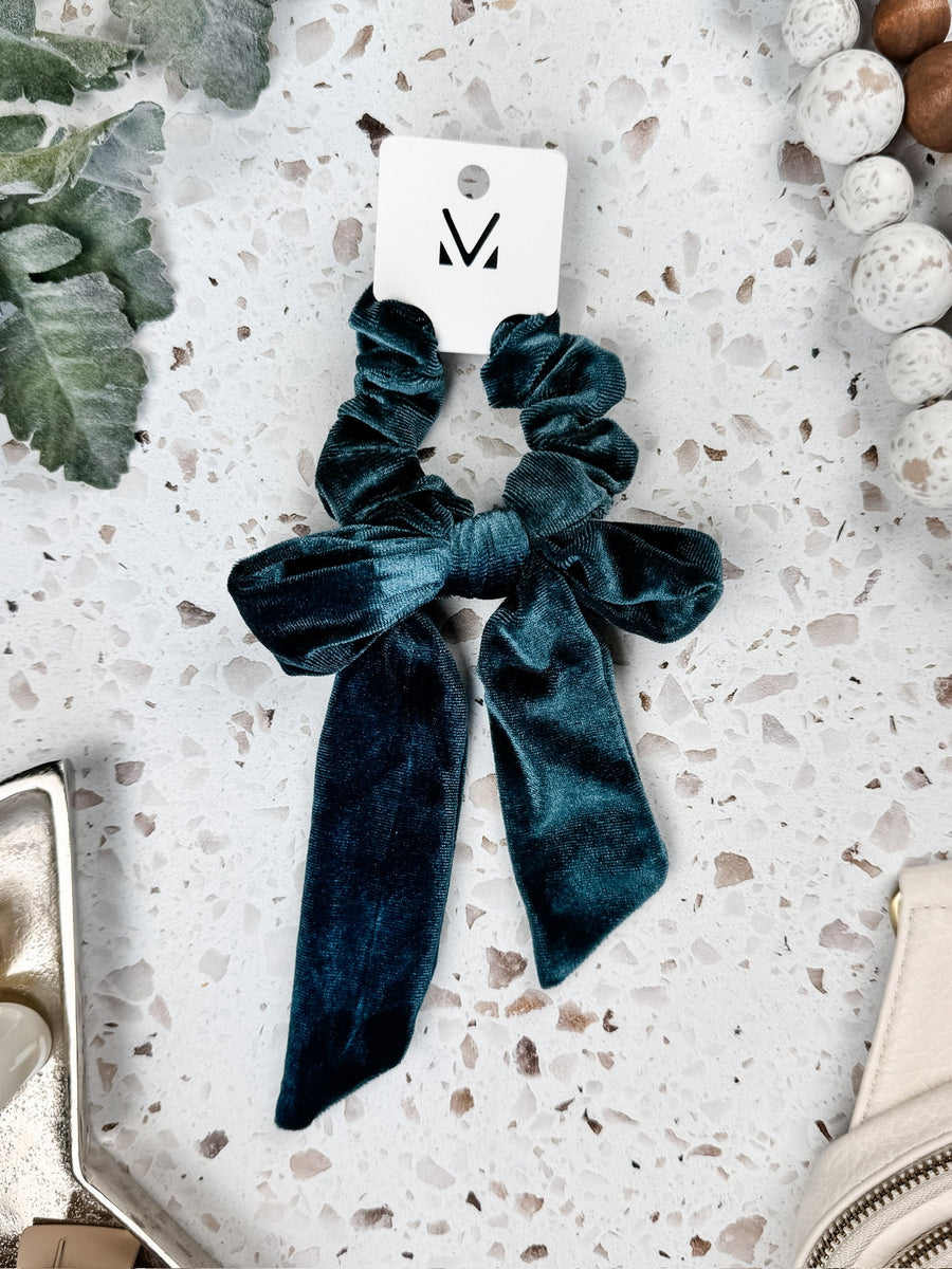 WAREHOUSE Velvet Bow Scrunchie