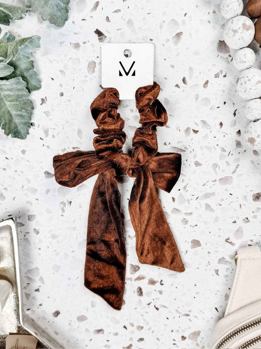 WAREHOUSE Velvet Bow Scrunchie