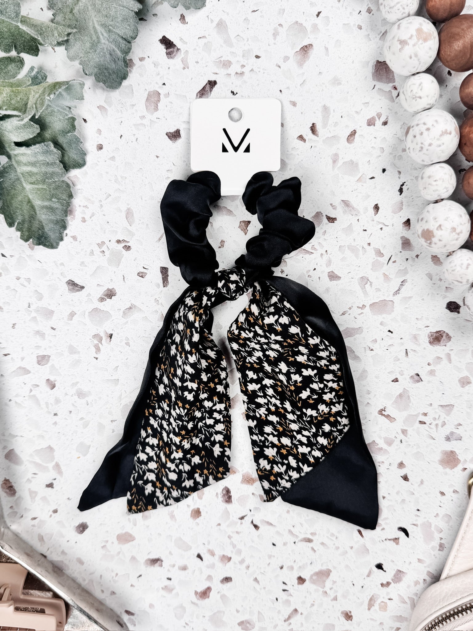 WAREHOUSE Annabelle Ribbon Scrunchie