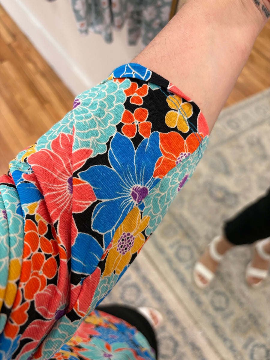 Lizzy 3/4 Sleeve- Multi Floral
