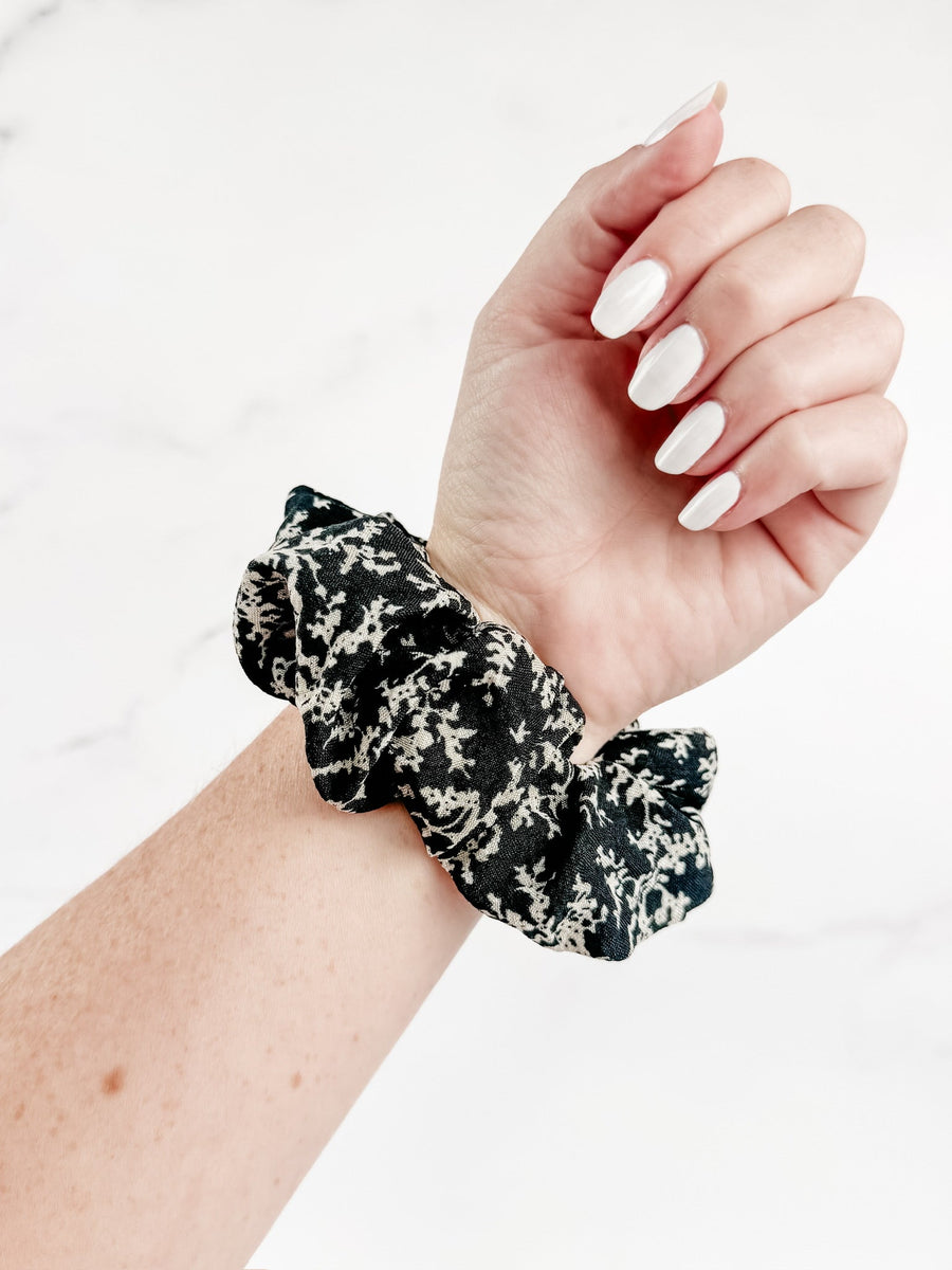 WAREHOUSE Fiona Trio Scrunchies