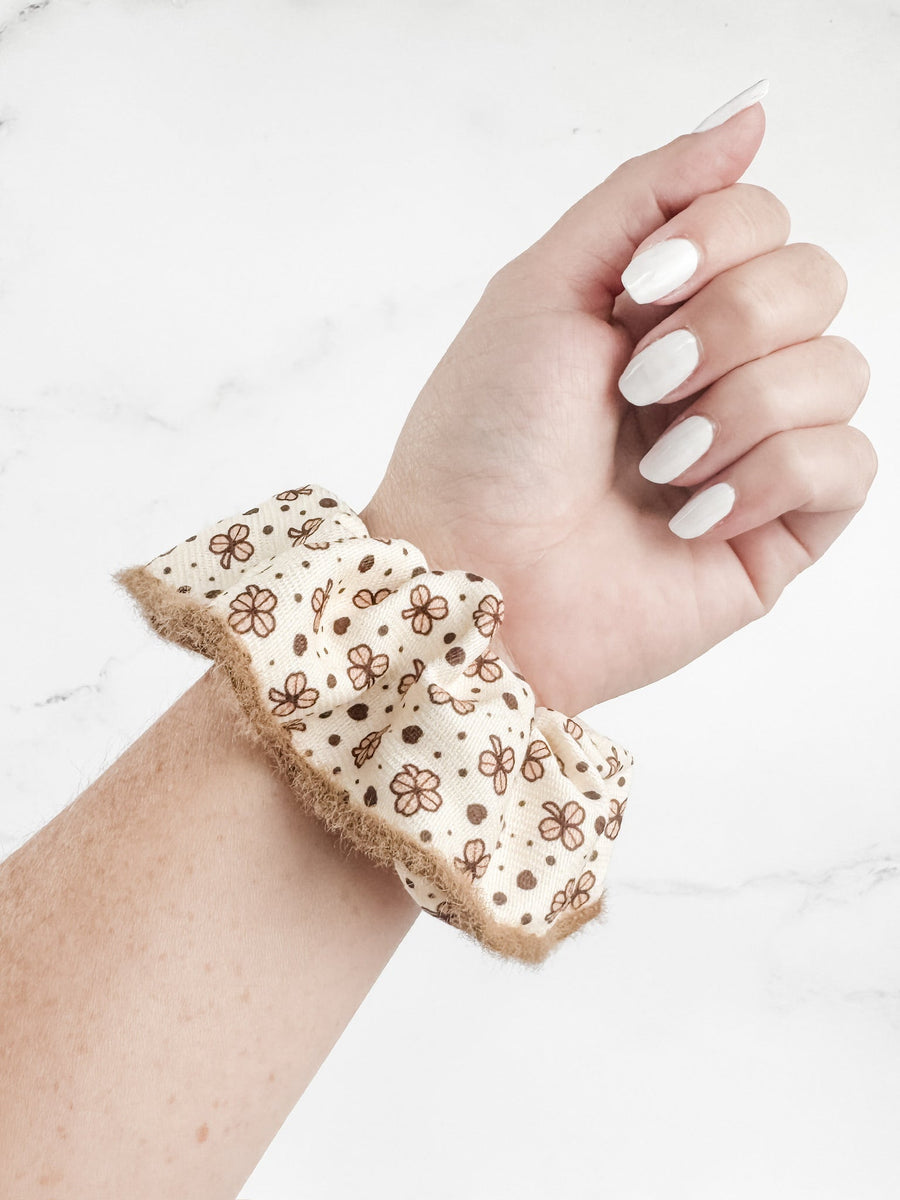 WAREHOUSE Boho Floral Scrunchie Trio