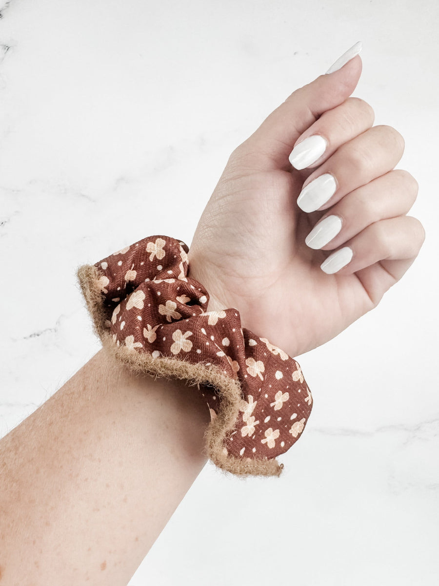 WAREHOUSE Boho Floral Scrunchie Trio
