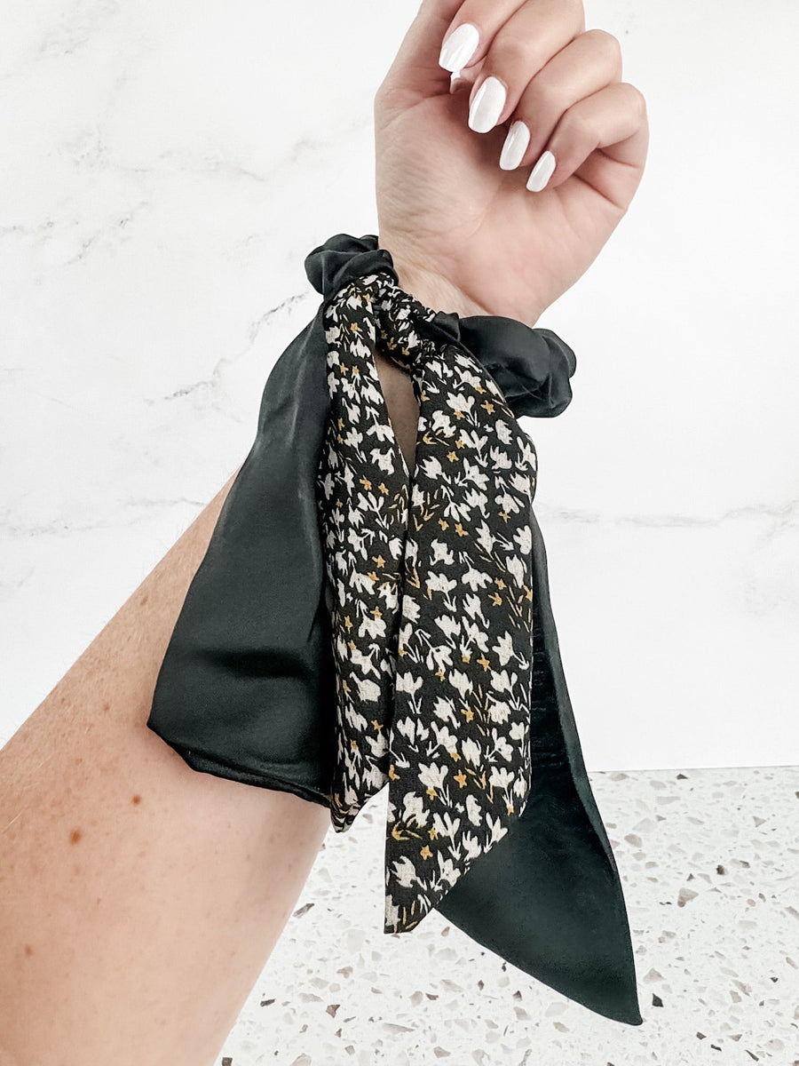 WAREHOUSE Annabelle Ribbon Scrunchie