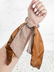 WAREHOUSE Annabelle Ribbon Scrunchie