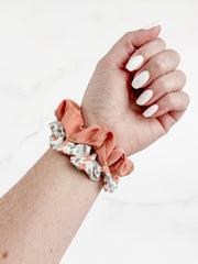 WAREHOUSE Hair Scrunchie - Floral Sets