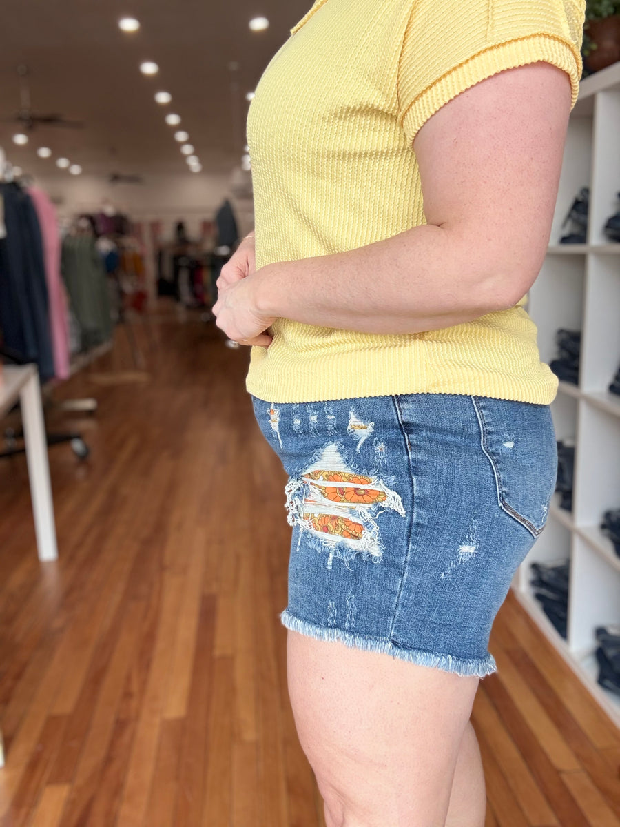 Daisy Print Cutoffs