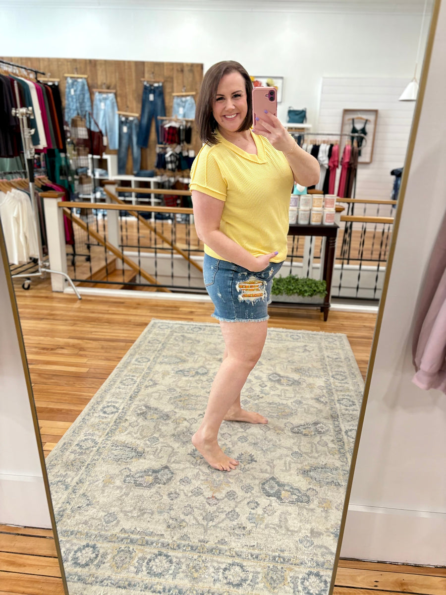 Daisy Print Cutoffs