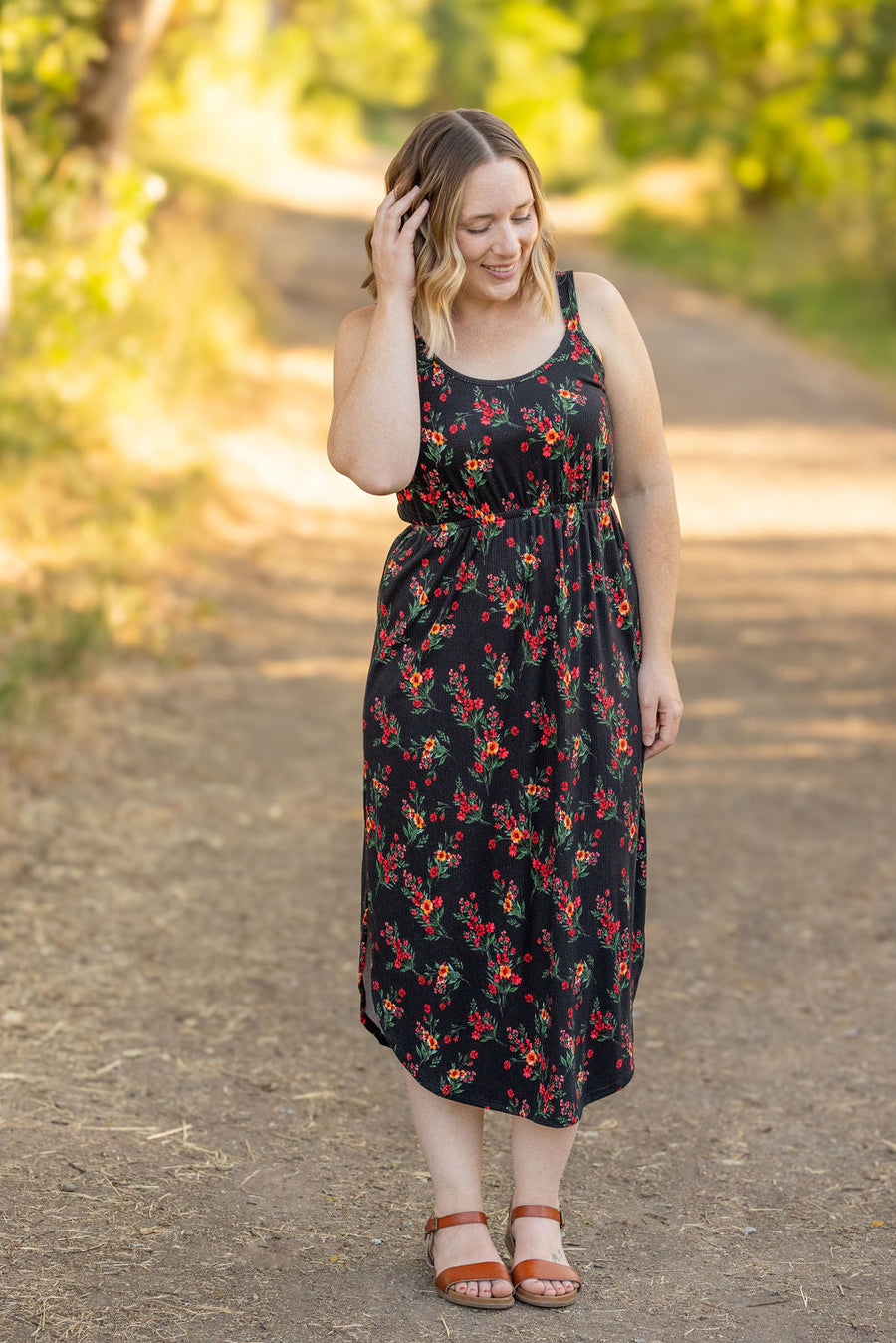 WAREHOUSE Reagan Ribbed Midi Dress - Black Floral