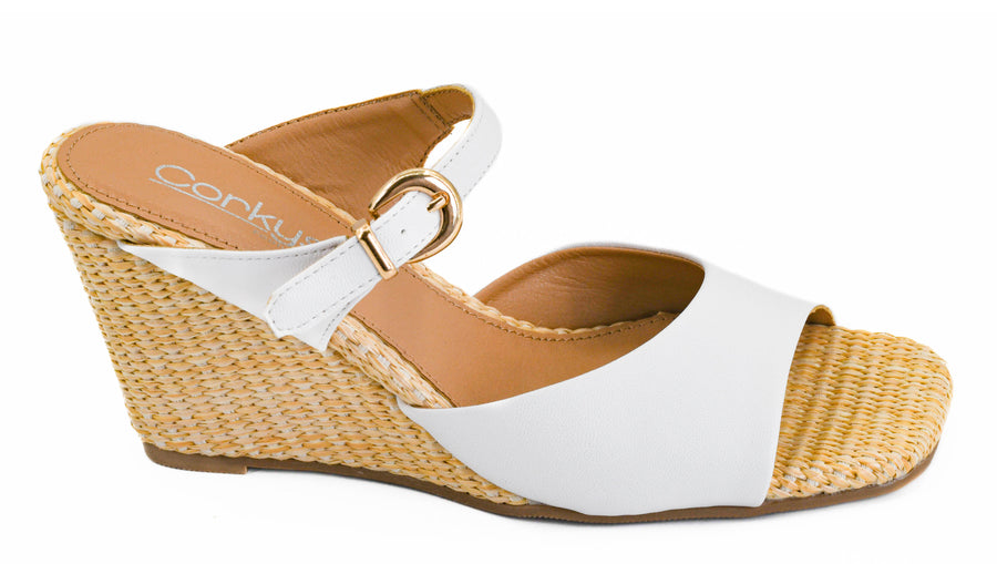 XOXO Wedge- White