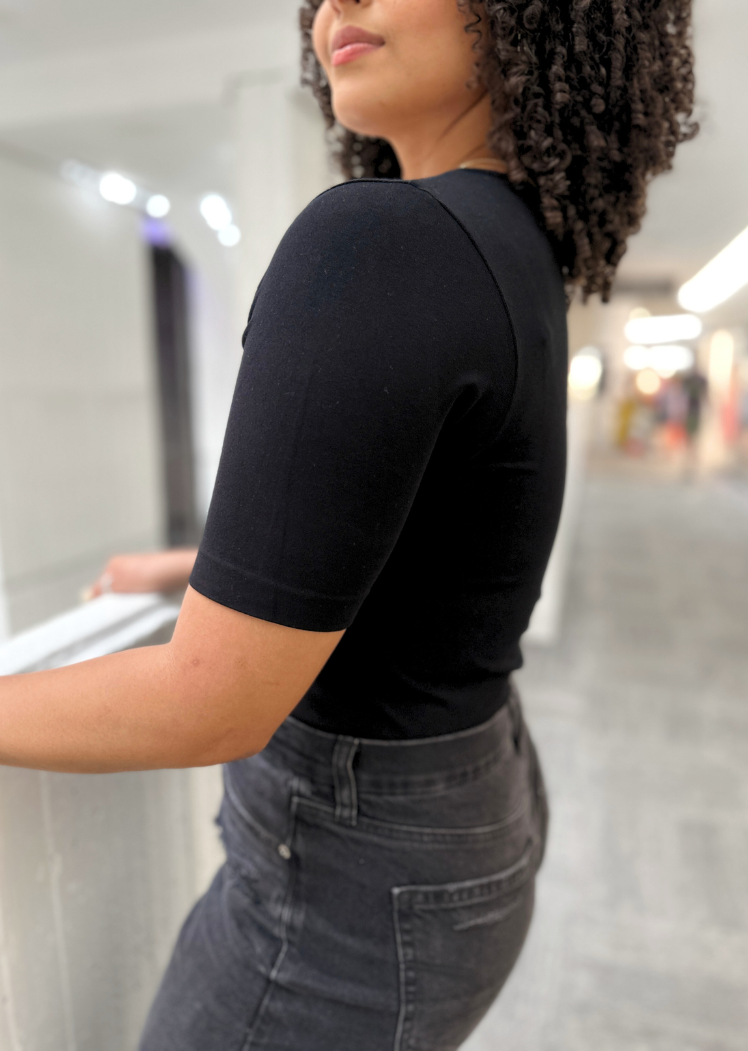 Elbow Sleeve Top