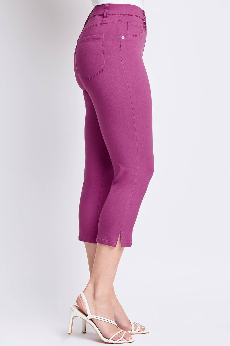 Hyperstretch Pull On Capri: Jazzberry